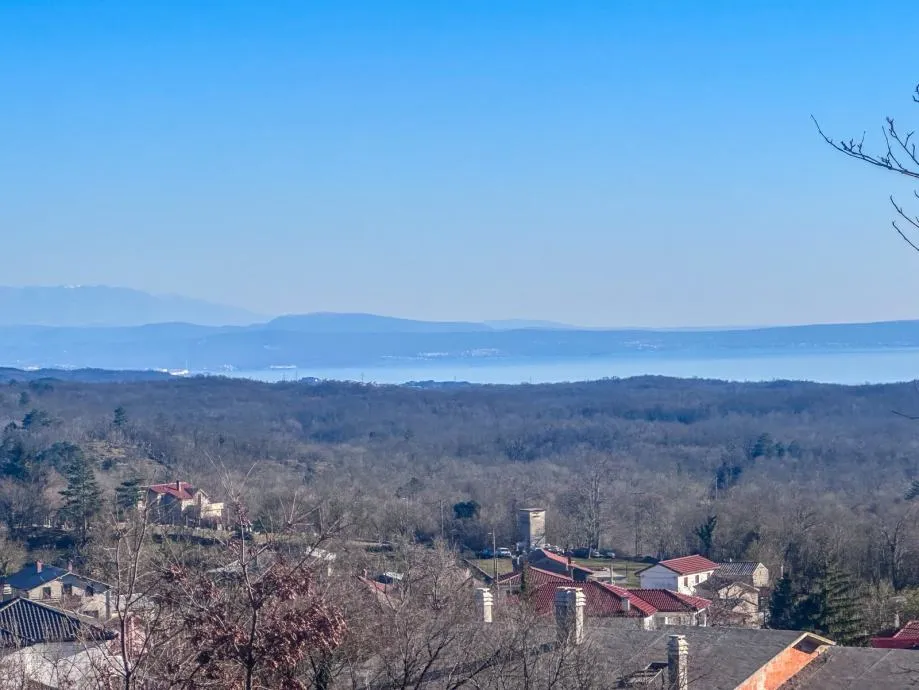 KLANA-Građevinsko zemljište od 1389 m² s pogledom na more - cover