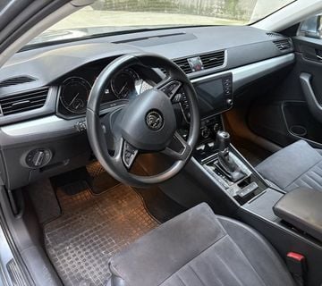 Škoda Superb 2,0 TDI DSG - cover