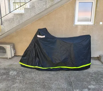 Vodonepropusna cerada za motocikle - cover