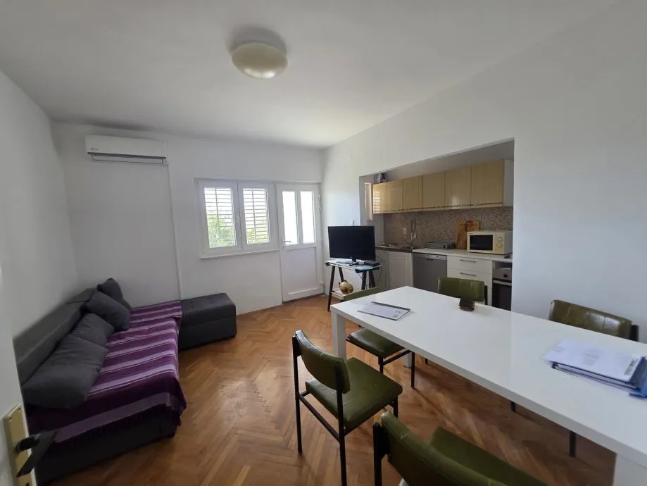 Komforan 3-soban stan 103 m2, Kaštel Lukšić! - cover