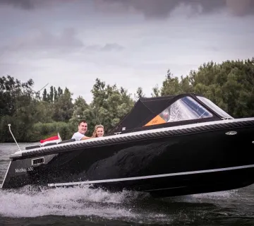 Maxima 600 - cover