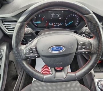 Ford Focus 1,5 TDCi ST-line 2019., AUTOMATIK, HEAD-UP, KAMERA, NAVI - cover