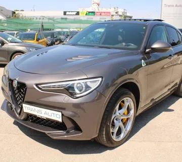 Alfa Romeo Stelvio 2.9 V6 Q4 Quadrifoglio *PANORAMA, HARMAN KARDON, KA - cover