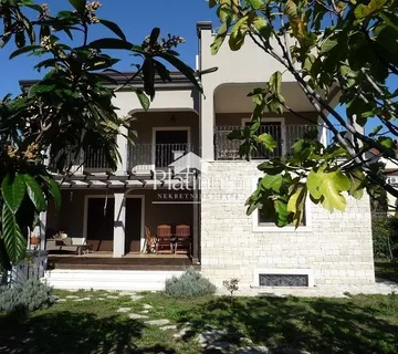 Istra, Umag, luksuzna vila nedaleko od mora (prodaja) - cover