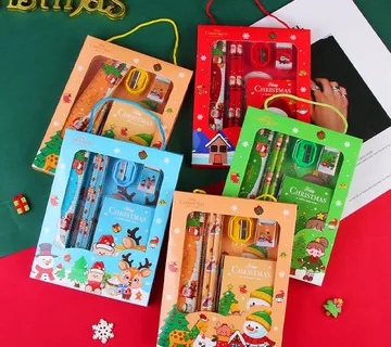 Božićni set školskog pribora - 4 boje - cover