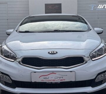 Kia Ceed 1.4 SLO LED AVT. KLIMA UREĐAJ SERVISNA KNJIŽICA BEZ POLOGA - cover