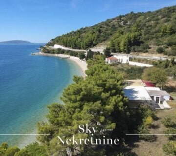 GRADAC, Podaca, građevinsko zemljište 4.876 m2 - cover