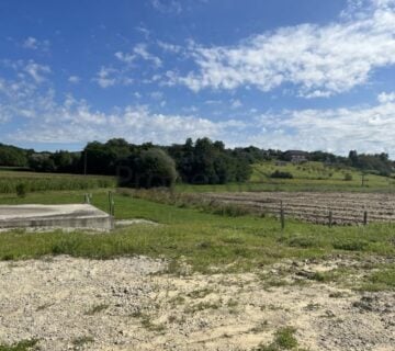 GRAĐEVINSKO ZEMLJIŠTE SV.Helena 2200m2 - cover