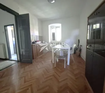 Rijeka, Zamet - stan na odličnoj lokaciji, 1. kat - cover