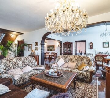 Mlinovi, Prekrasna obiteljska kuća s vrtom od 750m2 na parceli 2000m2 - cover