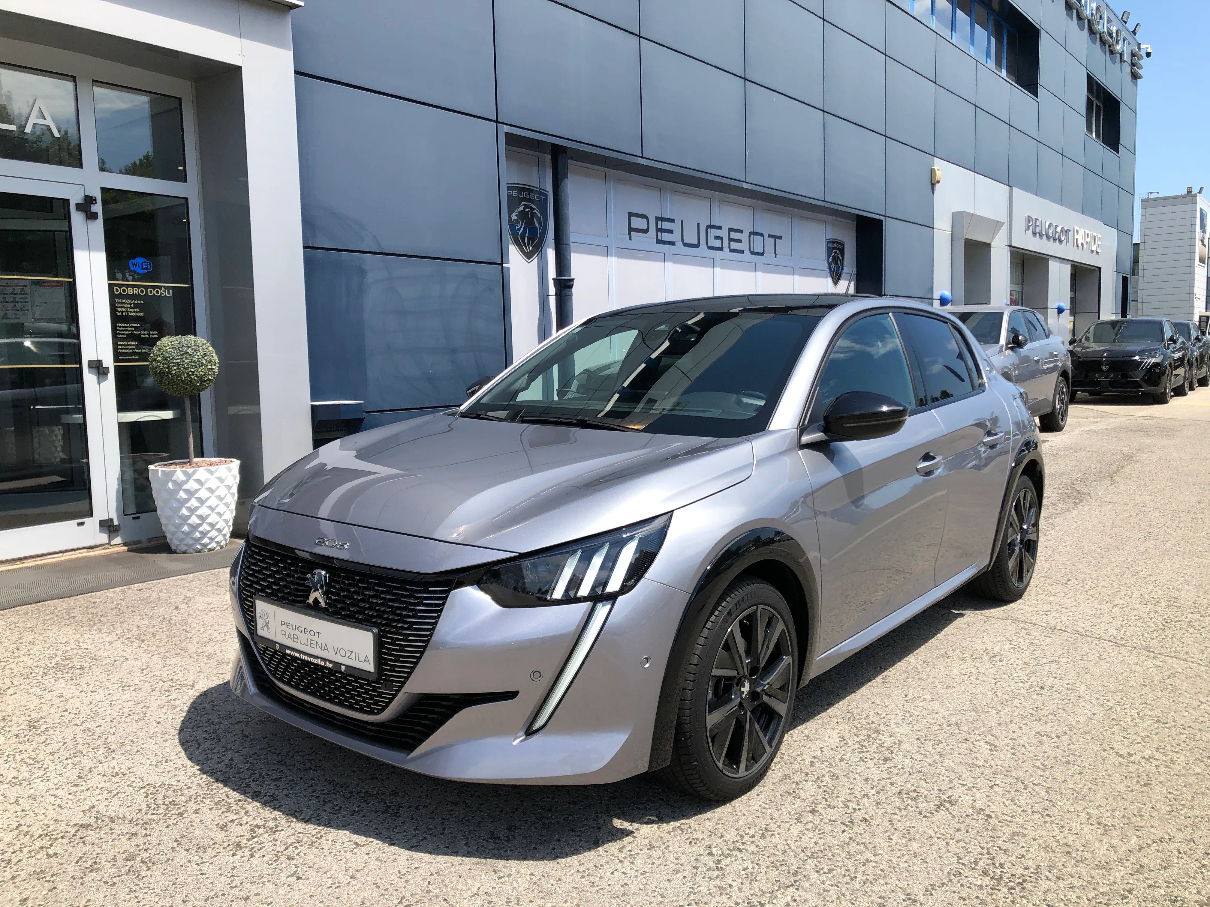 PEUGEOT 208 GT 1,2 PURETECH 100 - cover