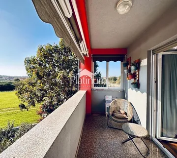 Istra,Valdebek luksuzno opremljen stan na prvom katu stambene zgrade - cover