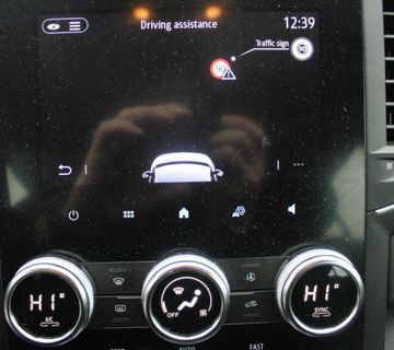 Renault Megane 1.3 TCe 140  - cover