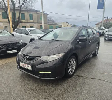 Honda Civic 1.6 DTEC - 2015 - 150000km - SERVIS - GARANCIJA - REG1GOD - cover