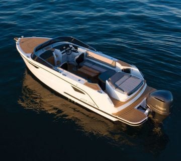 Alfastreet 25 CABIN EVO VANBRODSKI MOTORA - cover