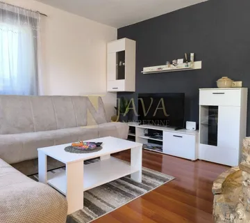 Dobrinj, Samostojeću kuća s bazenom, terasa, parking (prodaja) - cover