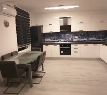 Kuhinja po mijeri bijela visoki sjaj - cover