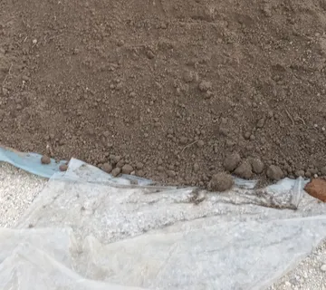 zemlja sa gnojivom za gredice - cover