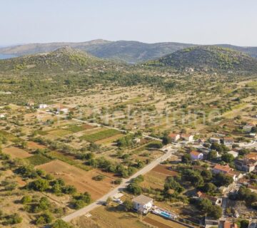 Marina, Gustirna, poljoprivredno zemljište, prodaja - cover