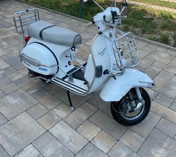 **PIAGGIO VESPA PX125, REGISTRIRAN**, 2005 god. - cover