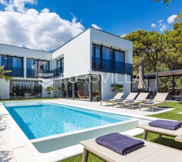 Istra, Medulin,  prekrasna moderna dvojna vila NKP 220m2 - cover