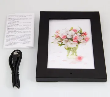 Okvir za slike sa ugrađenom 12 MP kamerom - cover