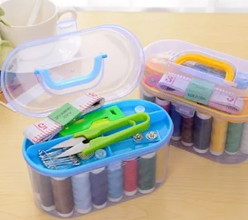 Prijenosna kutija sa priborom za šivanje - cover