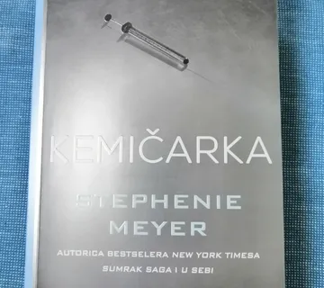 Stephenie Meyer – Kemičarka - cover