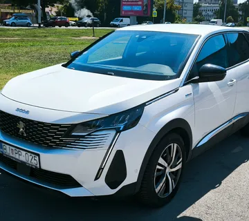 Peugeot 3008 1,6 Plug-In Hybrid 225, KAO NOV - cover