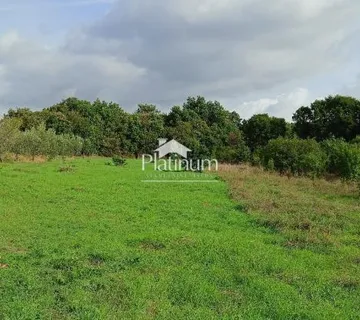 Istra, okolica Pule, Valtura - cover