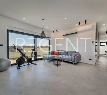 Zagreb, Remete: Luksuzni penthouse 105m2 za najam - cover