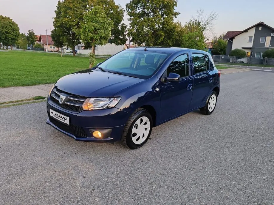 Dacia Sandero 1,2 16V 2015 G. 102000 K - cover