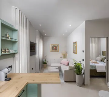 Rijeka, Centar, Jednosoban stan s dnevnim boravkom - cover