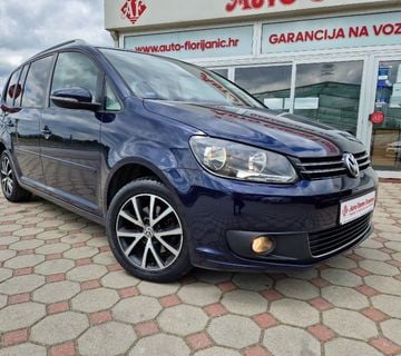 VW Touran 1,6 TDI 2013.,reg:17.6.2025.,VELIKI I MALI SERVIS, PARK SENZ - cover