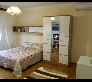 Stan sa pogledom na more - cover