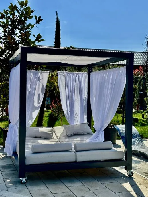 Luksuzni čelični baldahini - URBAN i URBAN PREMIUM - NOVO - cover