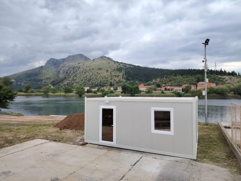 KONTEJNERI - NOVO - 091/236-9999 - cover