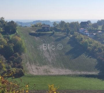 Plešivica 10.000 m2  građevinskog zemljišta sa objektom, 240.000 € - cover