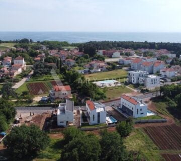 Vila s bazenom, Umag - cover