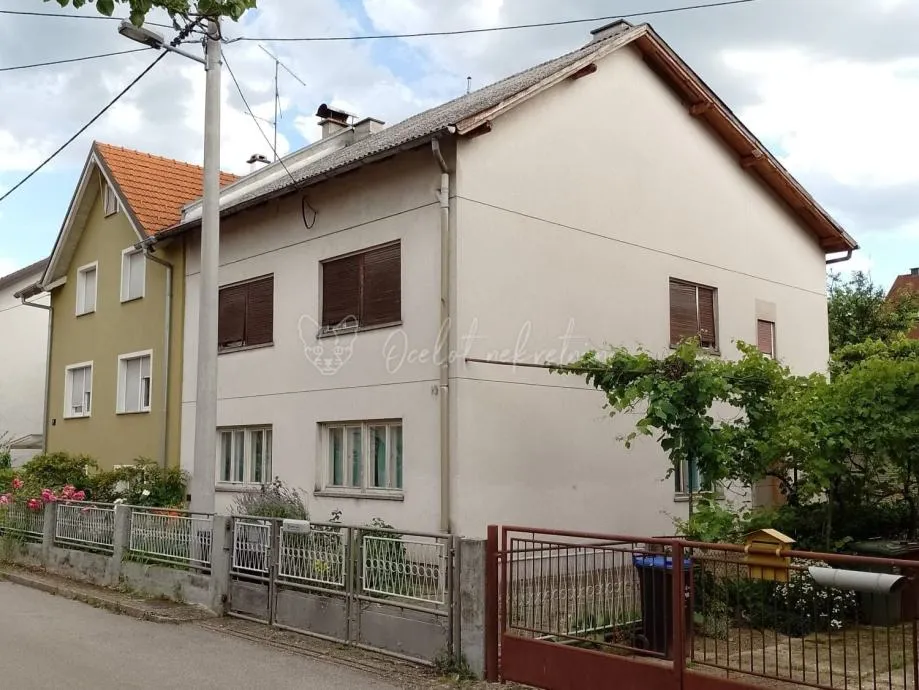 Prodaja kuće, Botinec, 300m2, garaža - cover