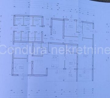 Građevinsko zemljište sa projektom zgrade u Privlaci - samo 60 m od mora - cover