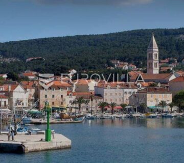 Brač, Supetar, poljoprivredno zemljište s pogledom na more - cover