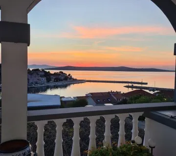 Kuća: Sali, 470.00 m2 (prodaja) - cover