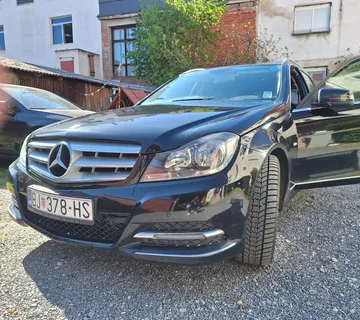 Mercedes C220 - cover