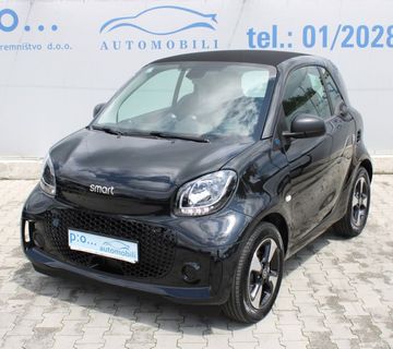 Smart EQ fortwo ALU NAVI PDC Tempomat Bluetooth 2023. R:7/2025. - cover