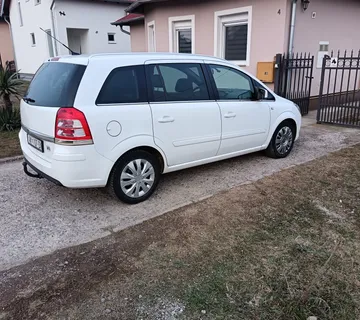 Zafira 1.7cdti 92kw 2011 g. 7sjedala, navi, 316000, reg. 12.2026. - cover