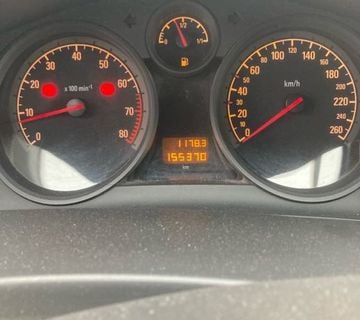 Opel Astra 1.6 - cover