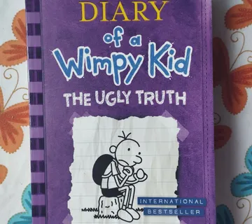 Jeff Kinney - Diary of a Wimpy Kid The Ugly Truth - cover