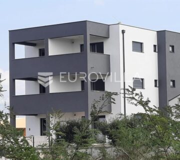 Pag, Povljana, dvosoban stan na odličnoj lokaciji NKP 64,5 m2 - cover