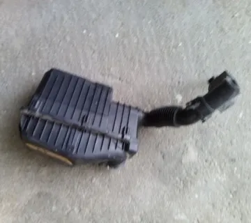 Citroen C3 2015 kučište filtera zraka - cover